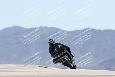 media/Oct-13-2025-Moto Forza (Mon) [[a66d839500]]/3-B Group/Session 4 (Turn 9)/